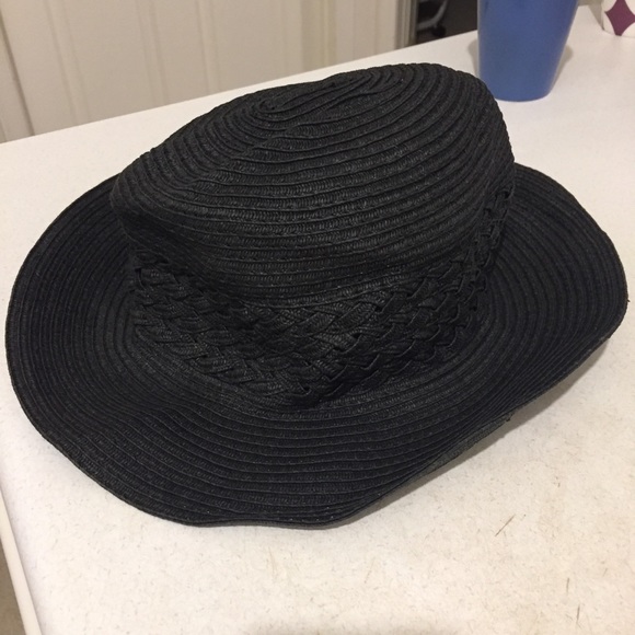 Forever 21 dark charcoal hat - Picture 5 of 7